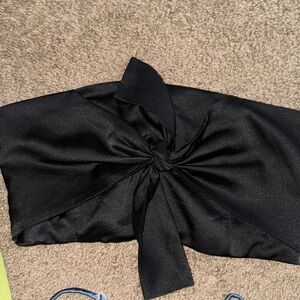 Bow tie strapless top